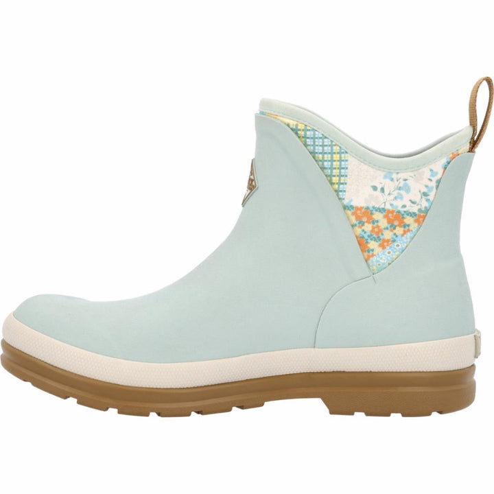 Muck Footwear Women ORIGINALS ANKLE BLUE/QUILTEDFLORAL